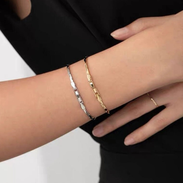 Snakeskin gold chain bracelet