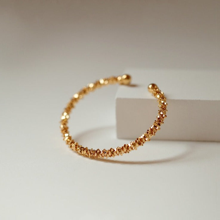 Gold plated sparkly open bracelet