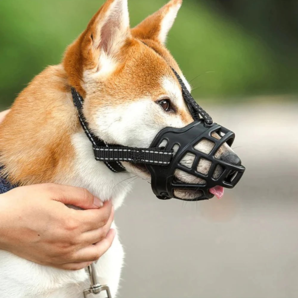 Muselière  Confortable et Respirante  pour Chien : Protection Contre les Morsures et les Aboiements