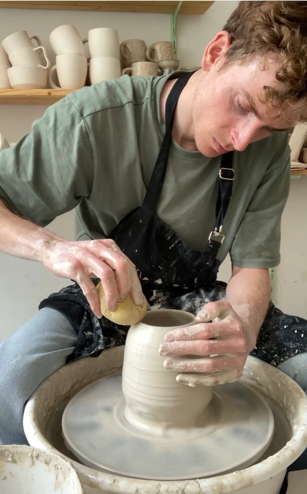 Private Pottery Wheel Throwing Lesson