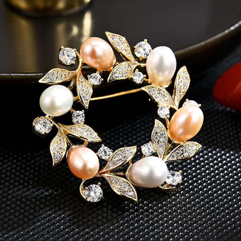 Diamond pearl garland brooch