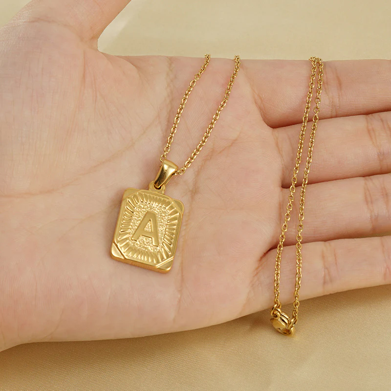 18K GOLD INITIAL MEDALLION NECKLACE