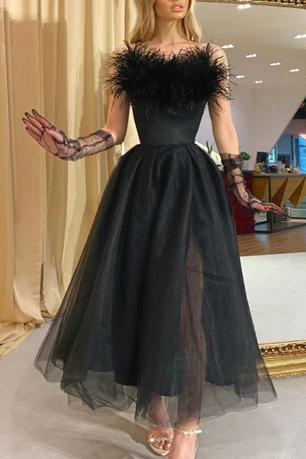 Black A-line Strapless Feather Midi Cocktail Dress