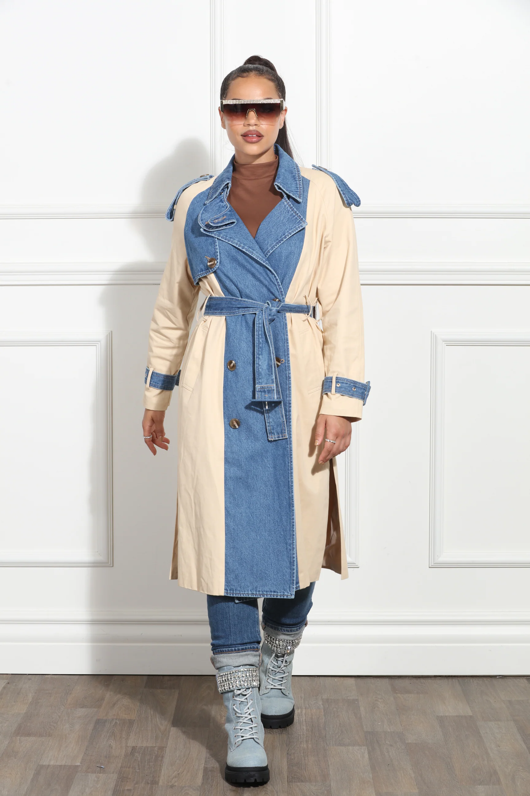 Contemporary Beige Trench Coat with Blue Denim Inserts and Color-Block Details