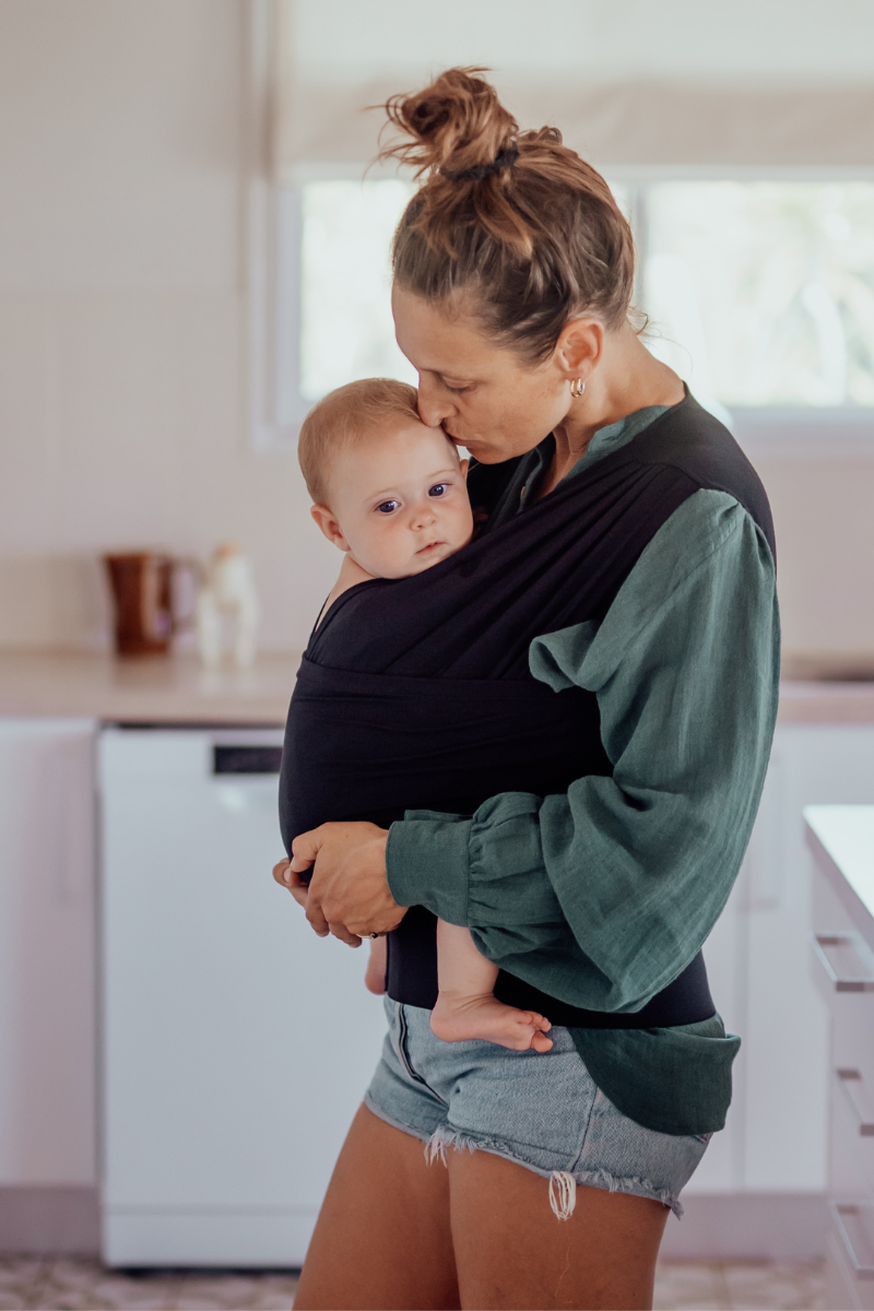 Newborn Carrier in Black