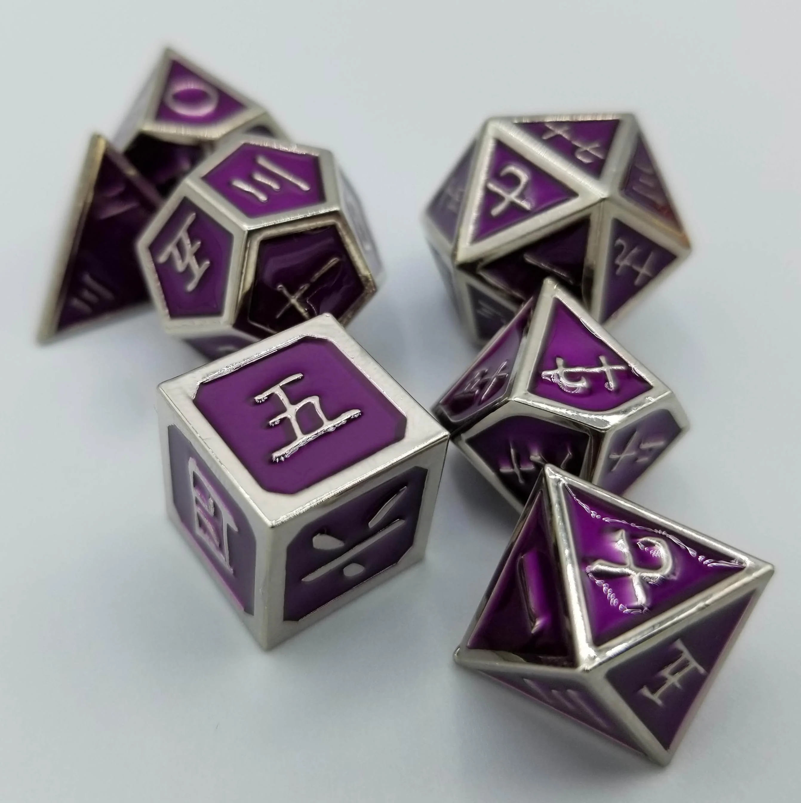 Kanji Metal Purple Silver Dice