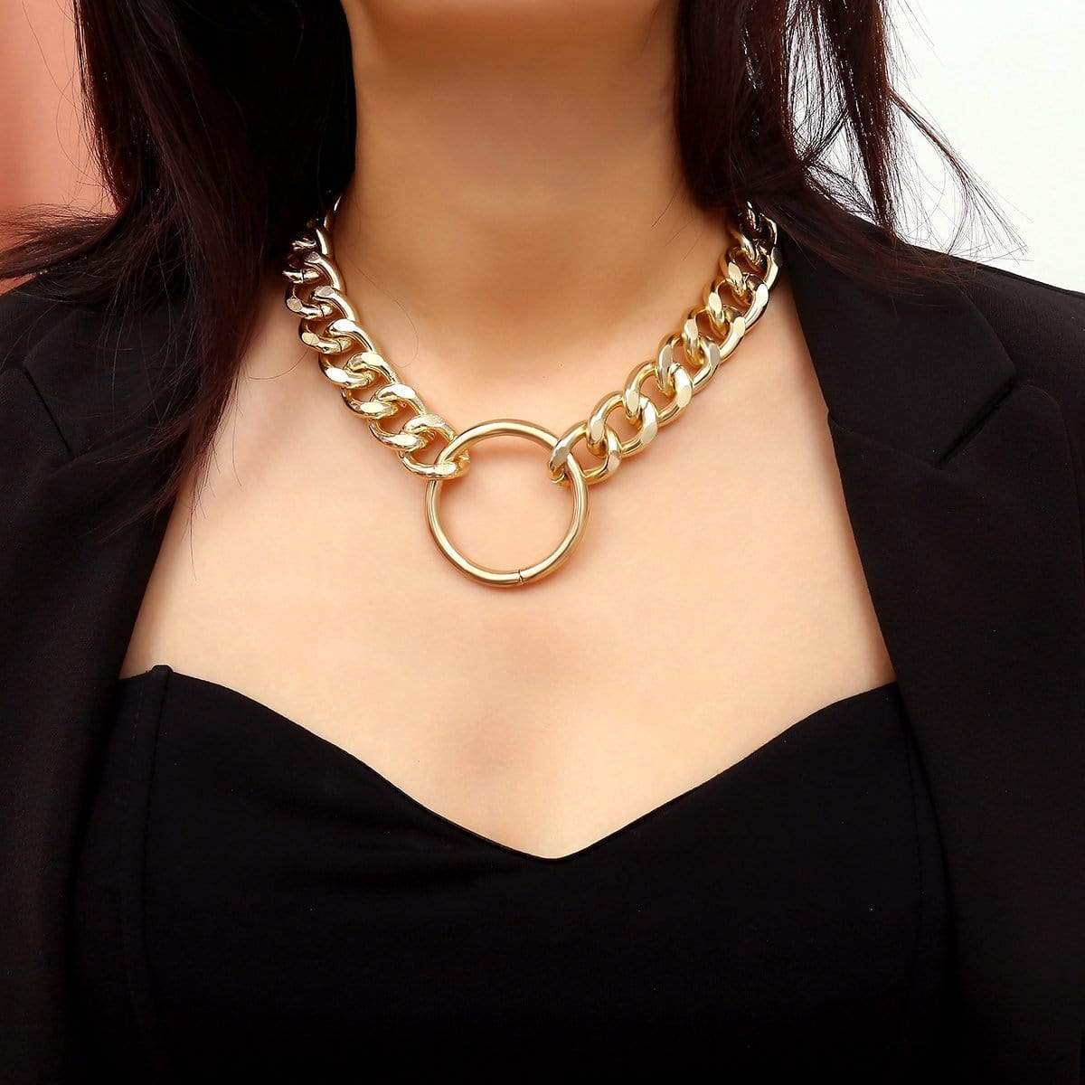 Chunky Curb Link Chain Halo Pendant Choker Necklace