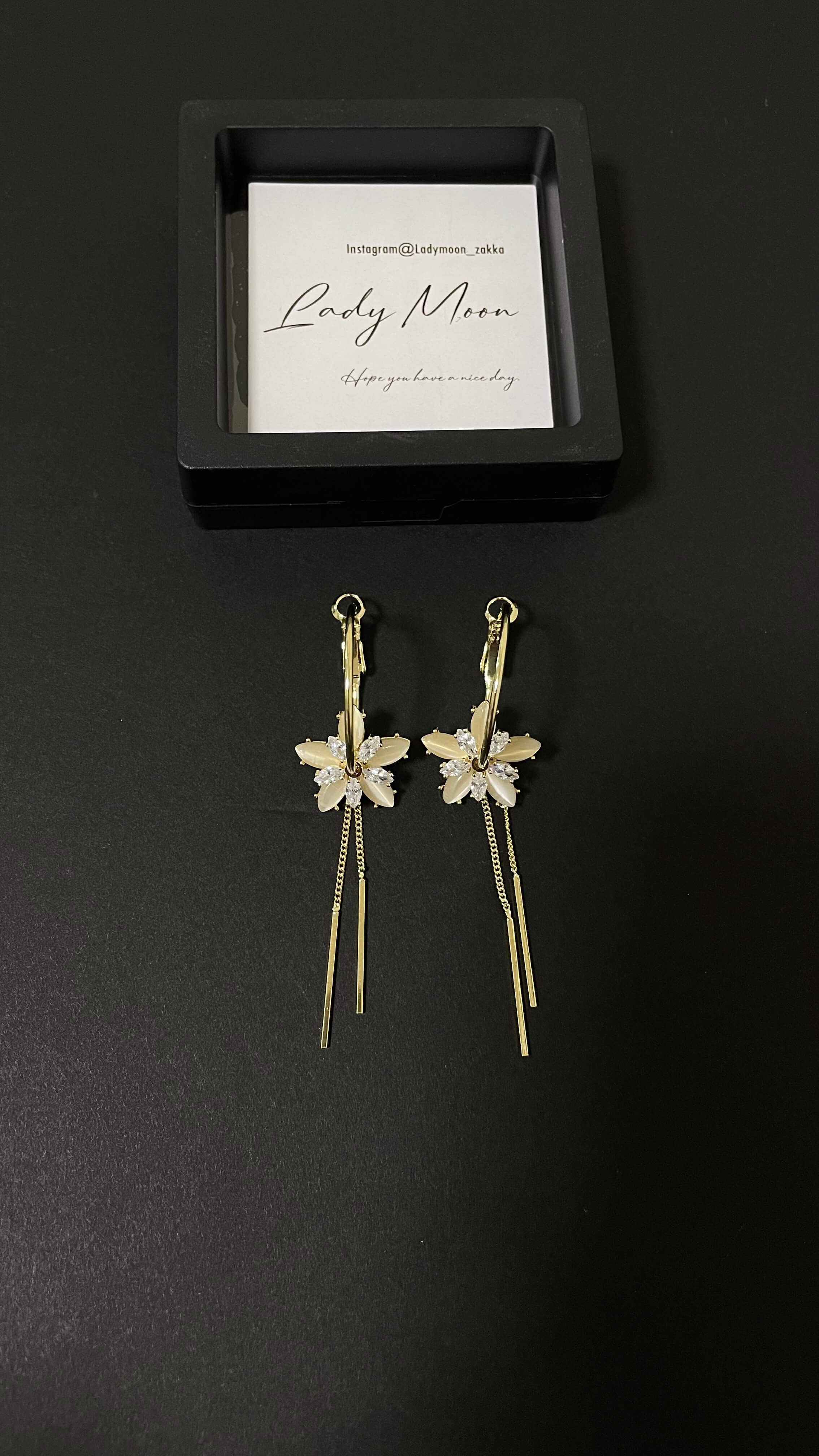 「Lady Moon」Flower Tassel Earring