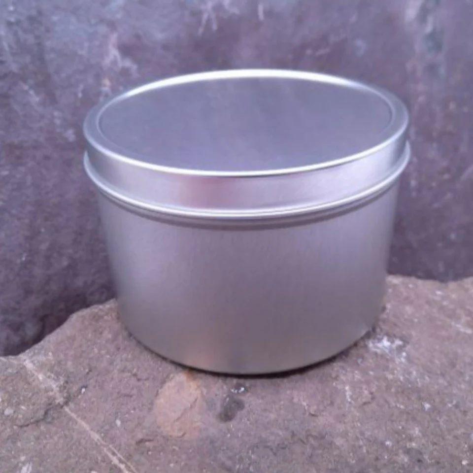 Round Tin, holds our shave soap and our round foot bar