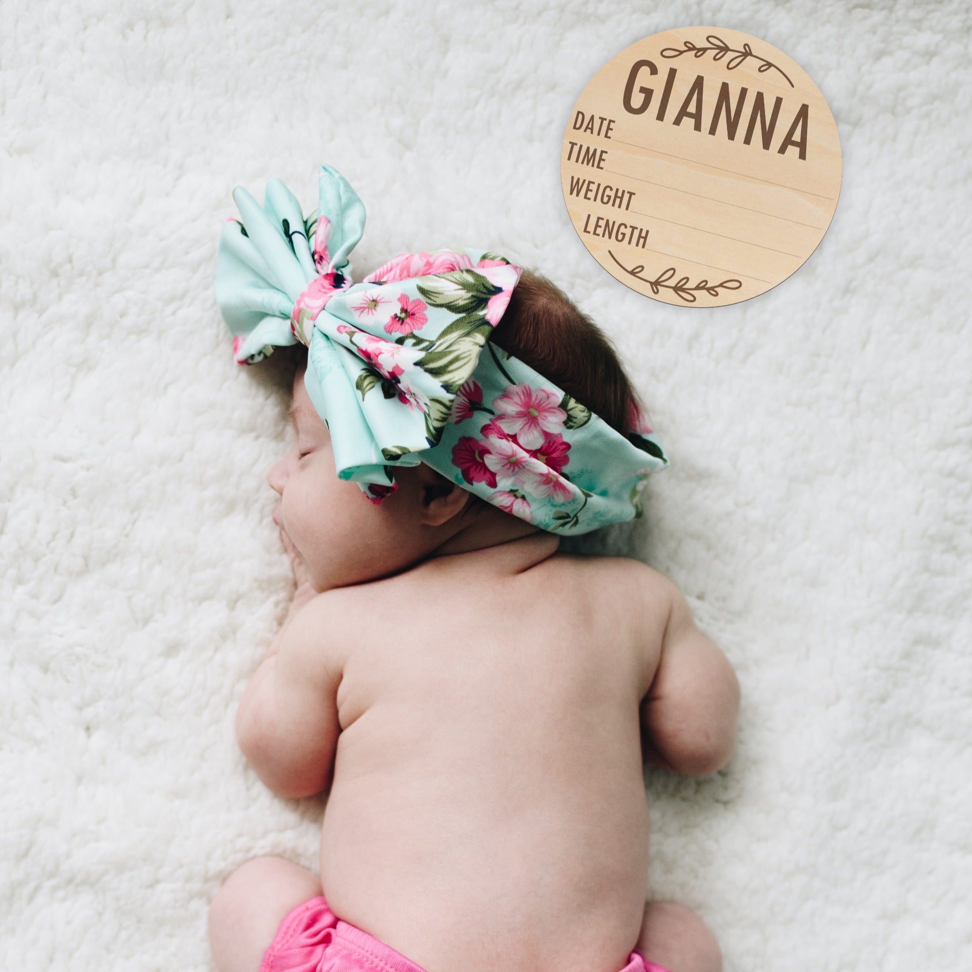 Newborn Stats Announcement Wood Round
