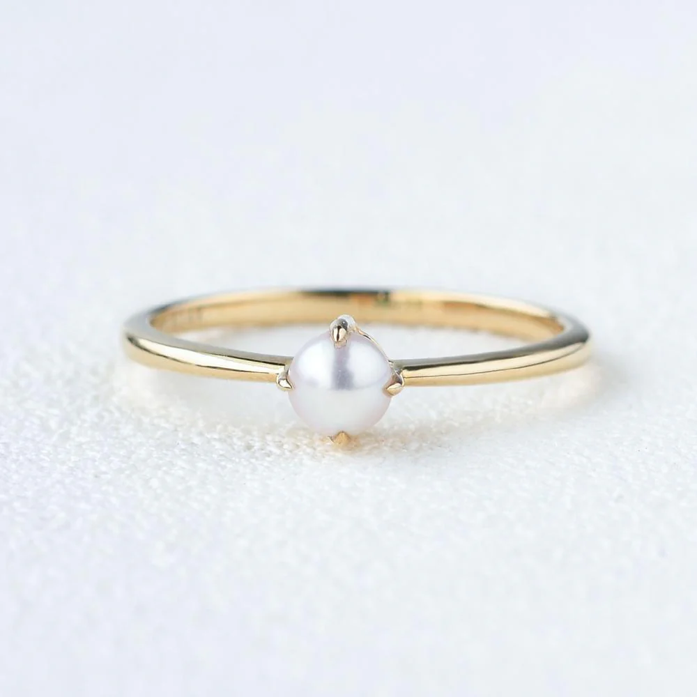 4 Prongs Yellow Gold Akoya Pearl Ring