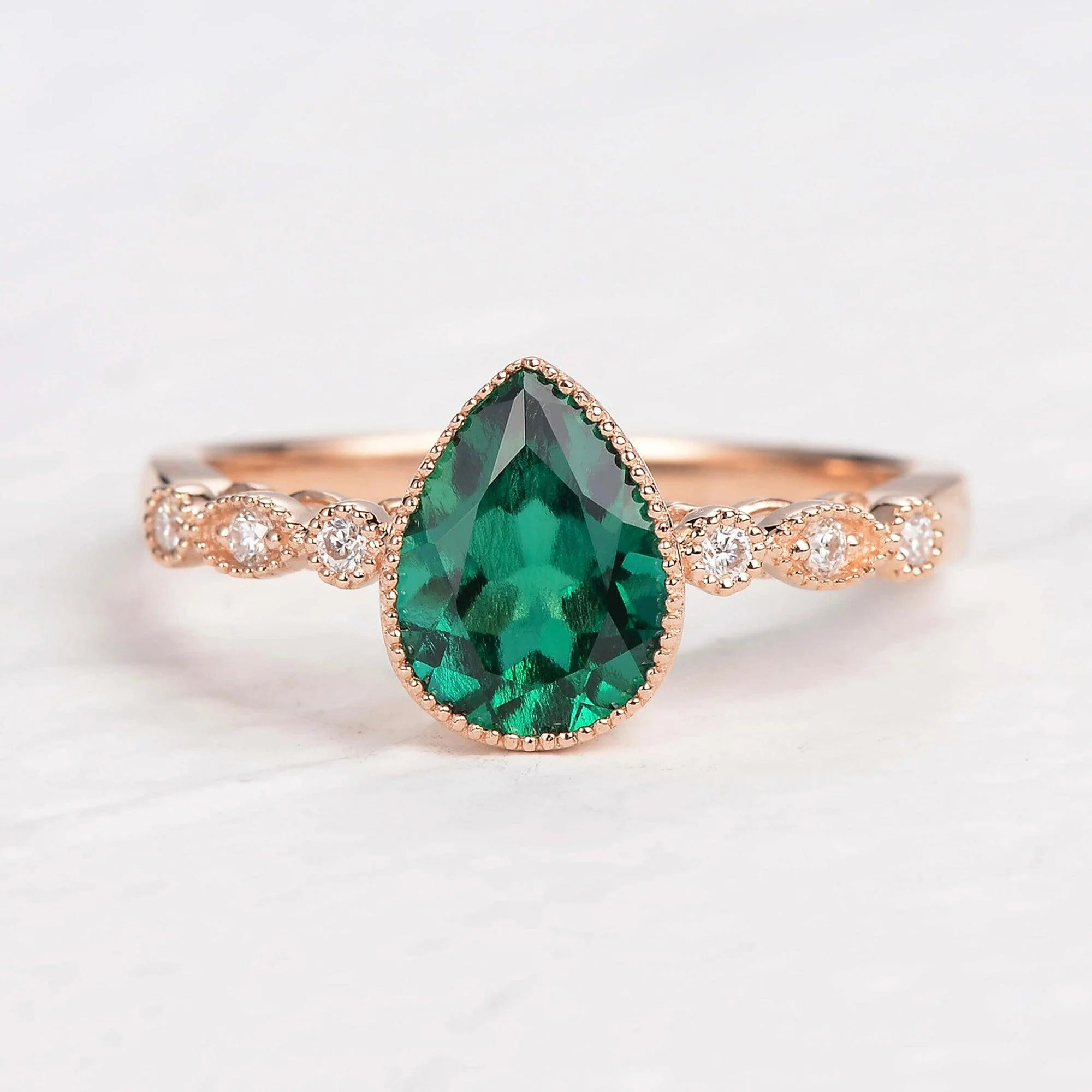 1.5ct Pear Emerald Vintage Milgrain Bezel Ring