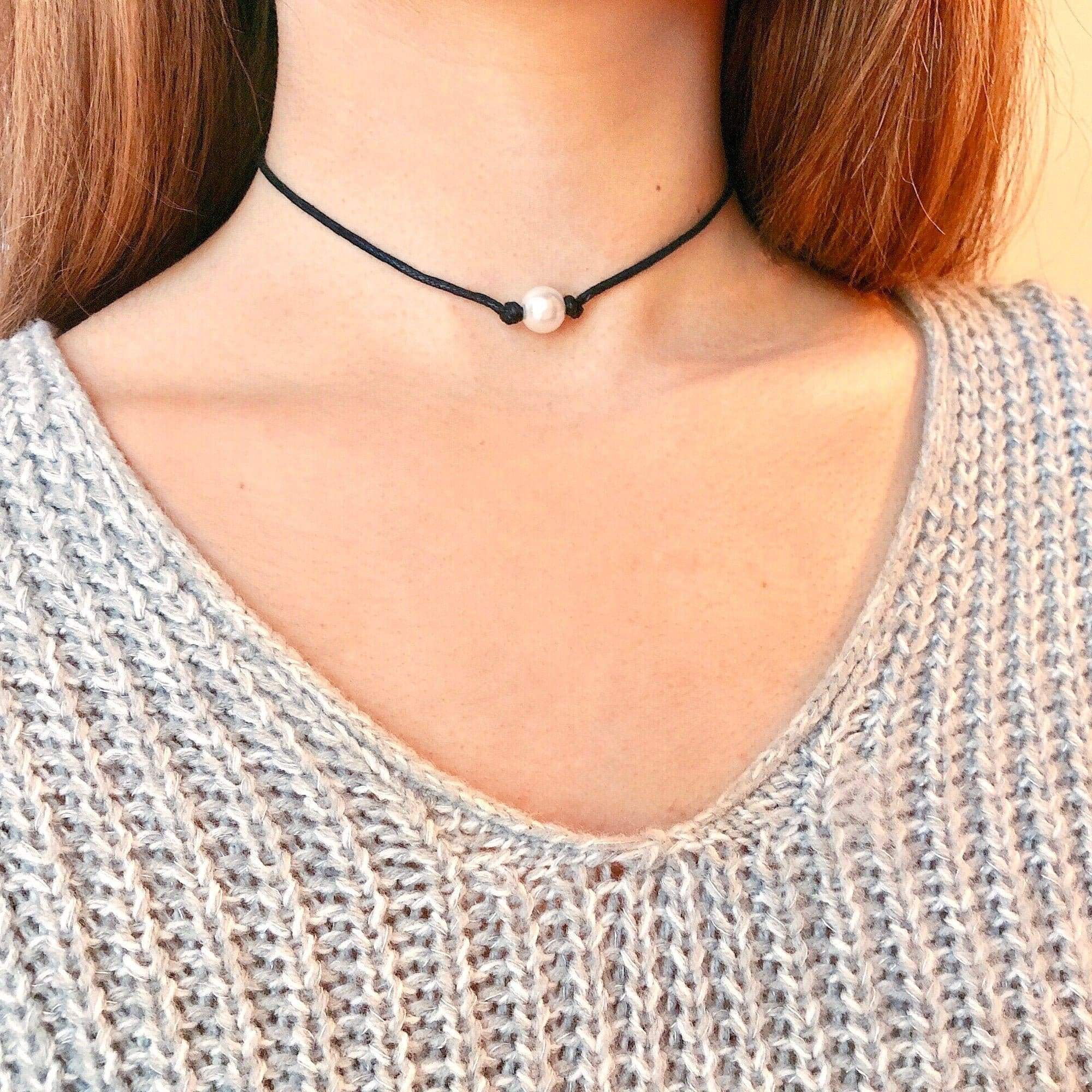 Faux Pearl Choker Necklace