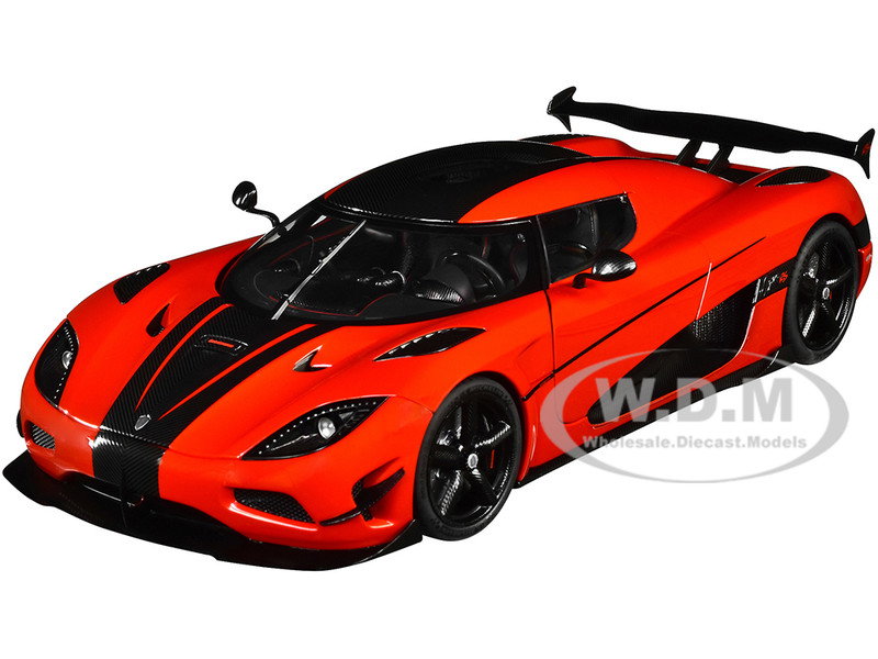 Koenigsegg Agera RS Chili Red with Black Accents 1/18  Model Car by Autoart