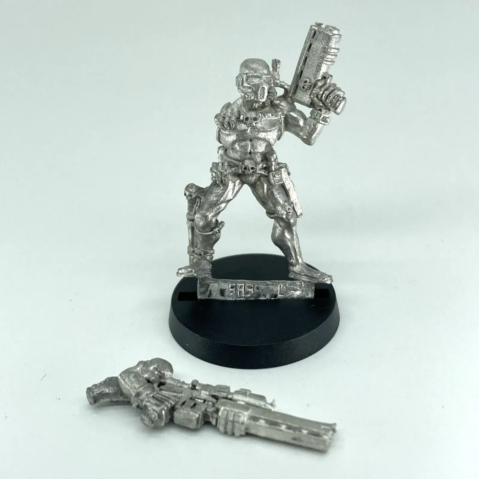 Vindicare Assassin - Imperial Agents - Warhammer 40K GW Classic Metal 